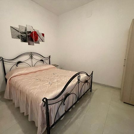 Villa Lu Sole, Lu Mare E Lu Ientu Torre Lapillo Exterior foto